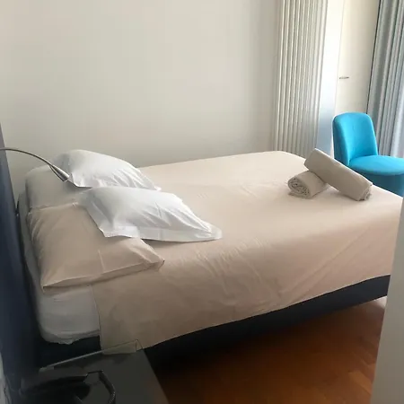 Le Petit Du 3* Sirmione
